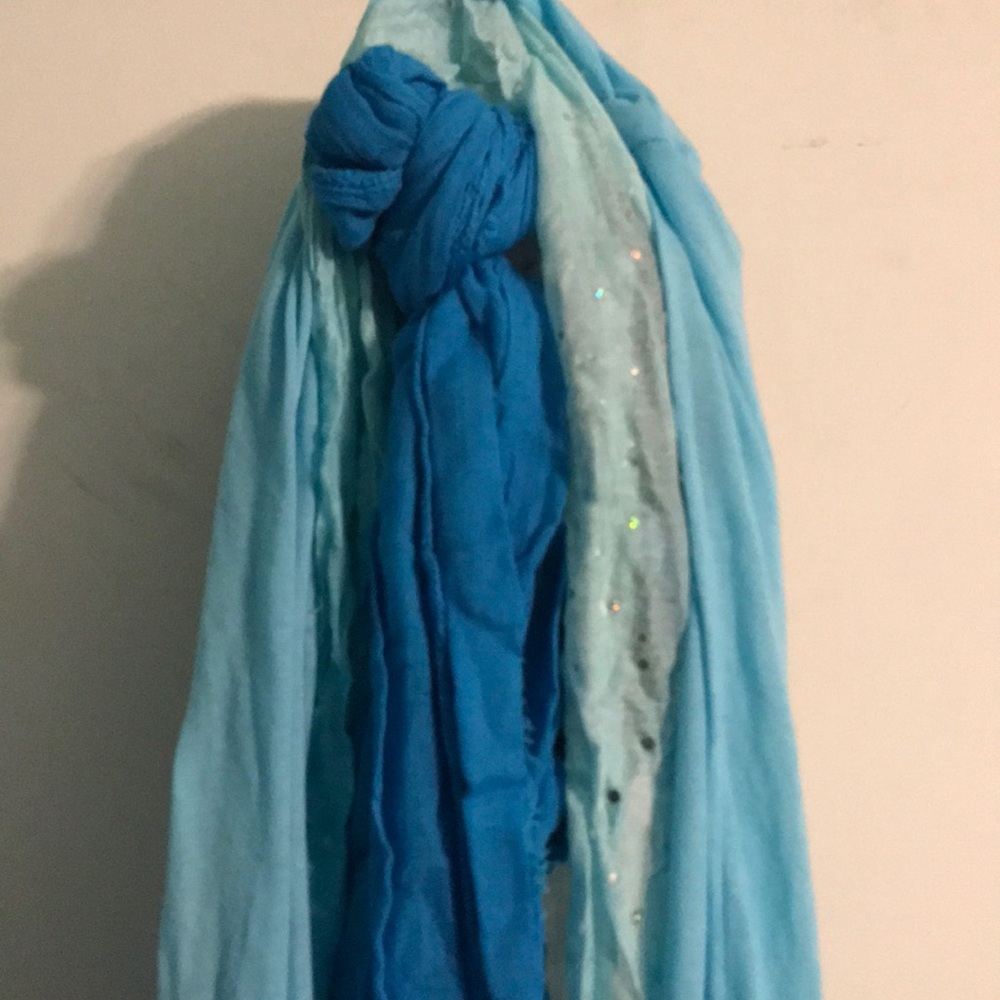 Blue Scarf and neck warmer 4 piece bundle
